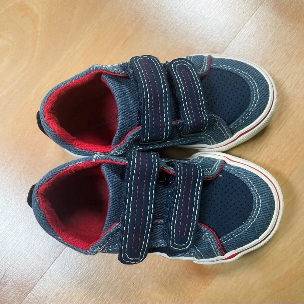 Roebuck & Co. roebuck rubber red