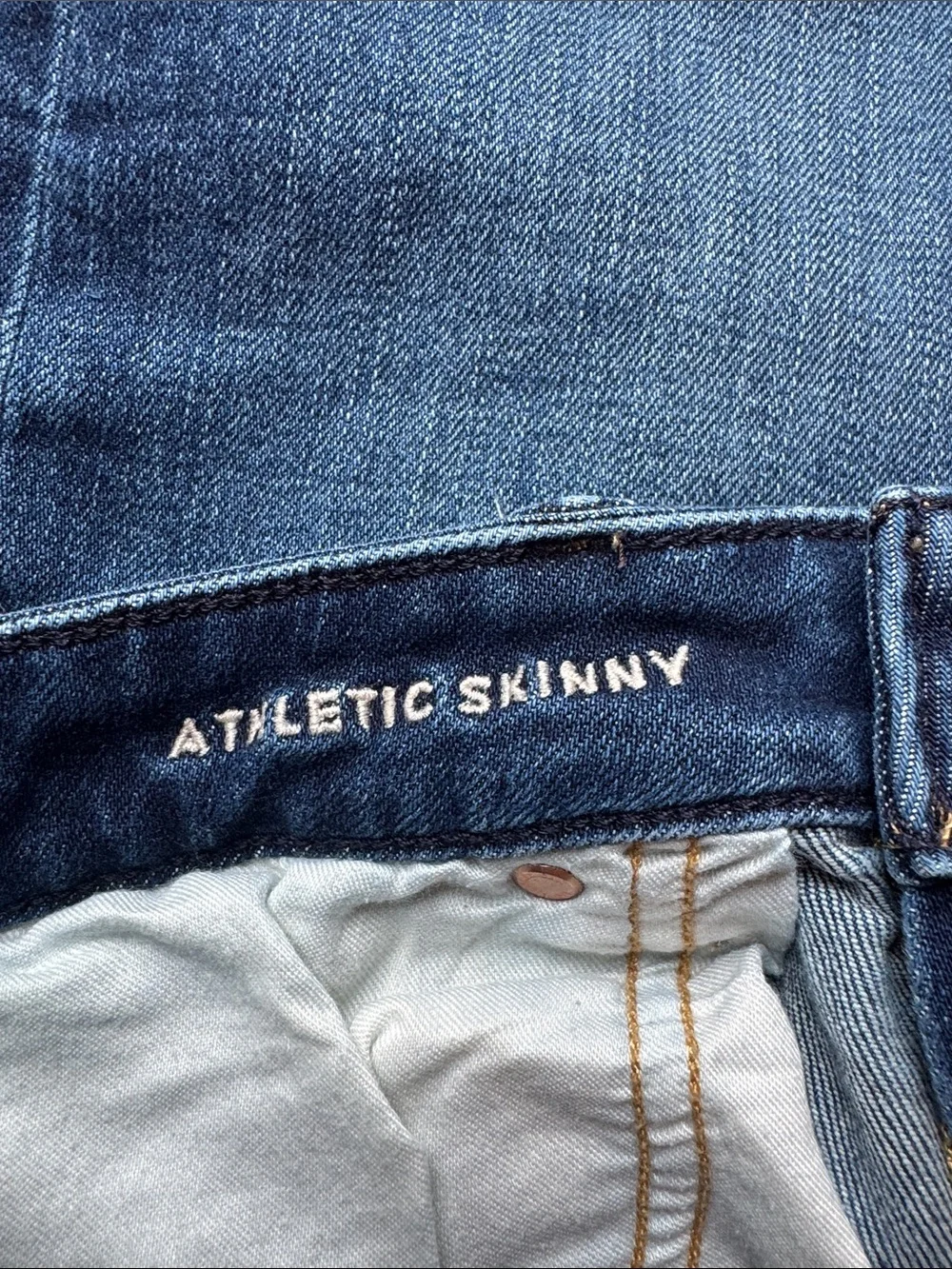 American Eagle Outfitters men’s styling size
