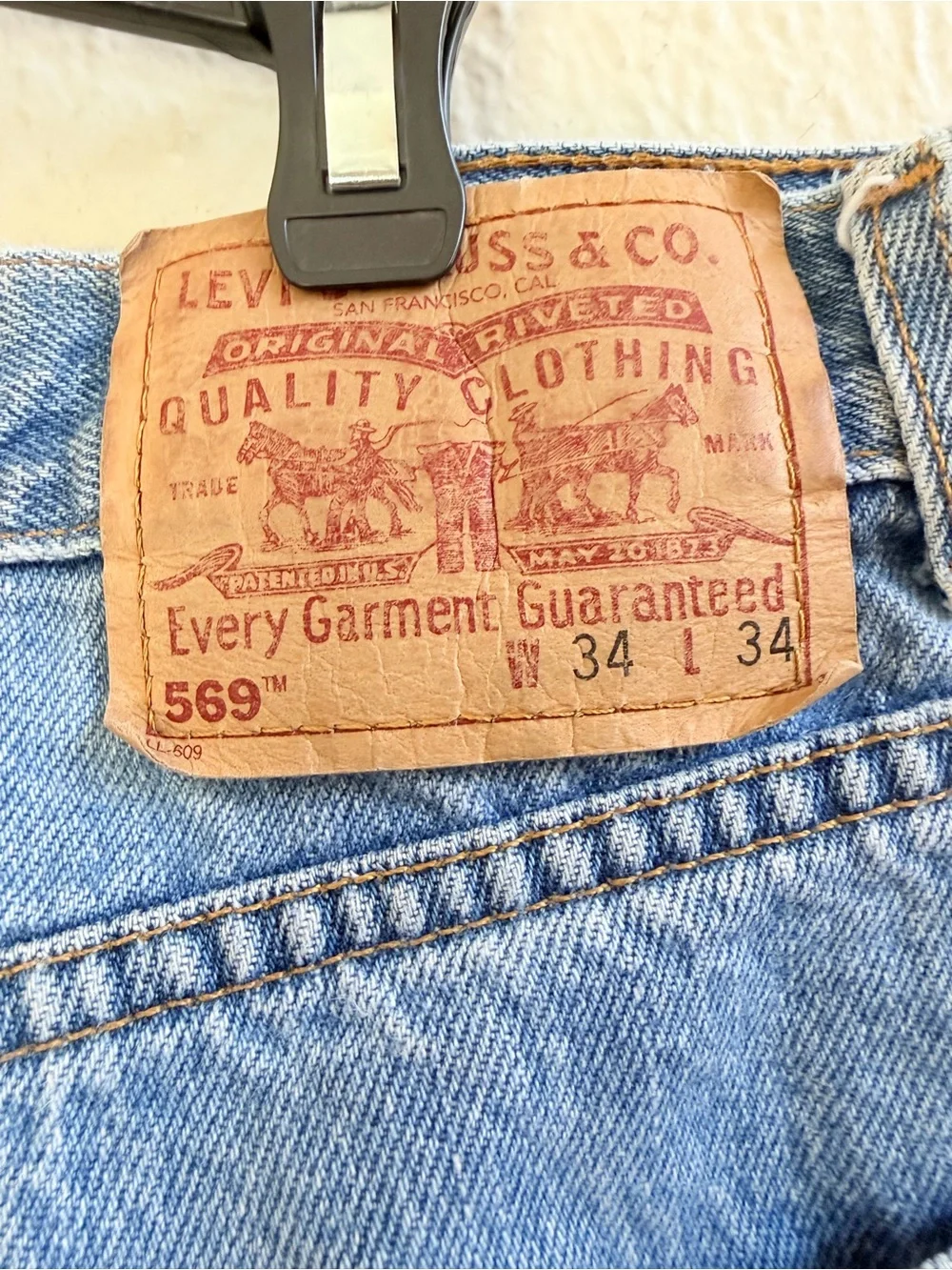 Levi’s 569 loose straight fit light wash jeans