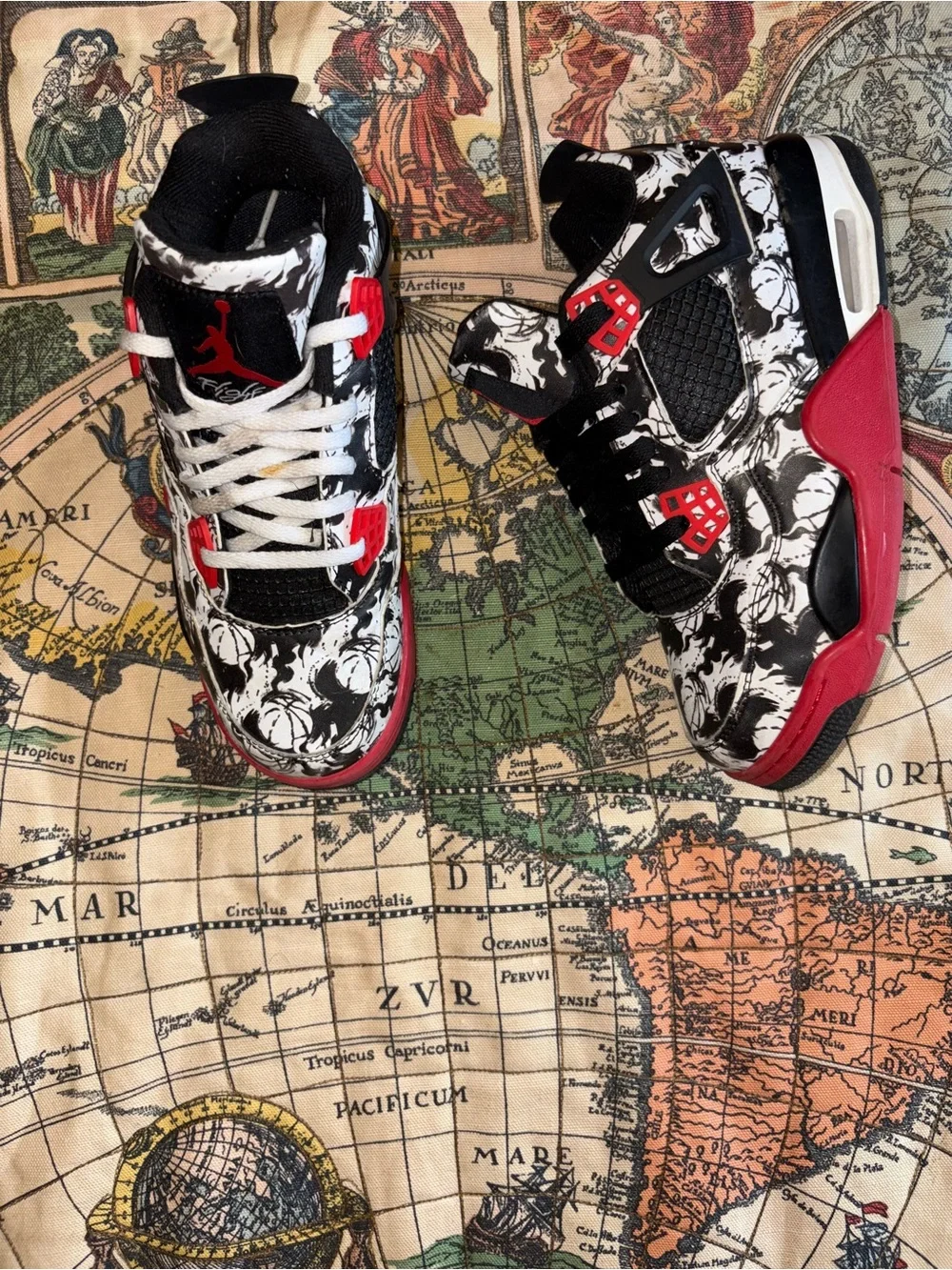 Jordan Kids Black White Red Graphic Retro 4 Sneakers