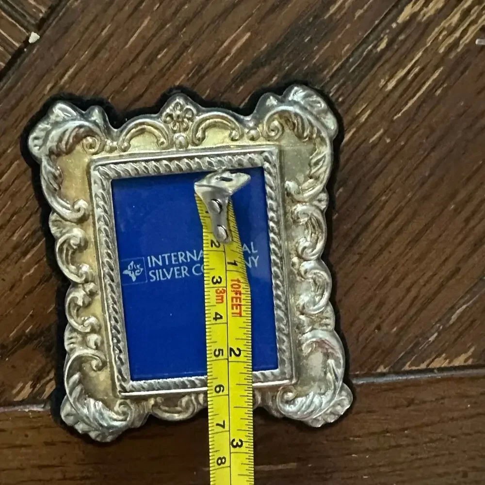 Vintage mini ornate