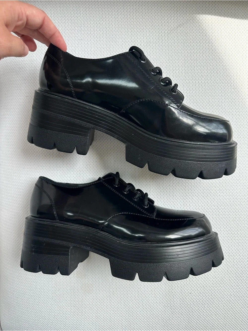 NEW Madden Girl Women's Cagan Lug Sole Platform Lace Oxfords 9 Black Leather