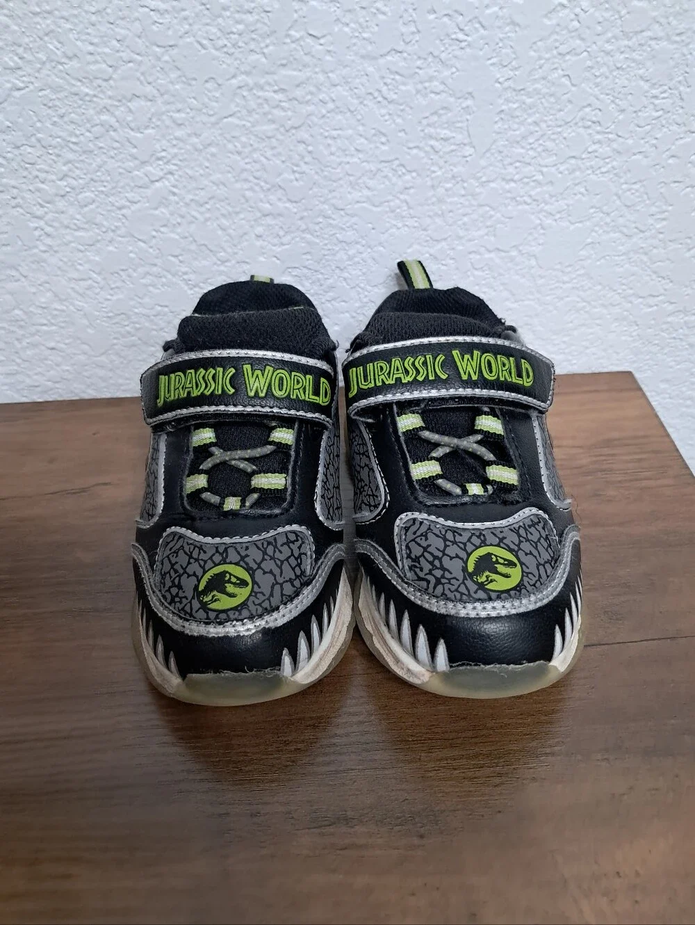 Universal detail free toddlers