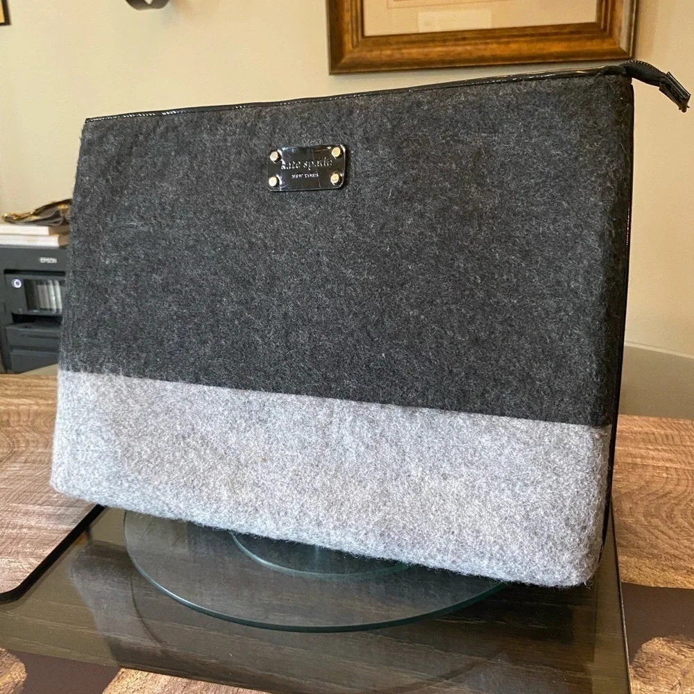 kate spade Gray and Black Laptop Case