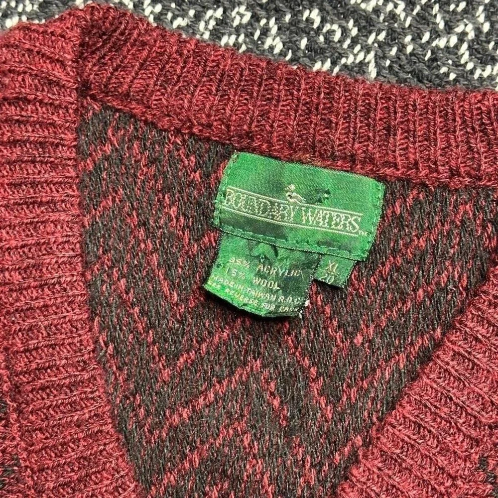 Boundary Waters‎ Mens XL Burgundy Black Chevron Zig Zag V-Neck Sweater Vest