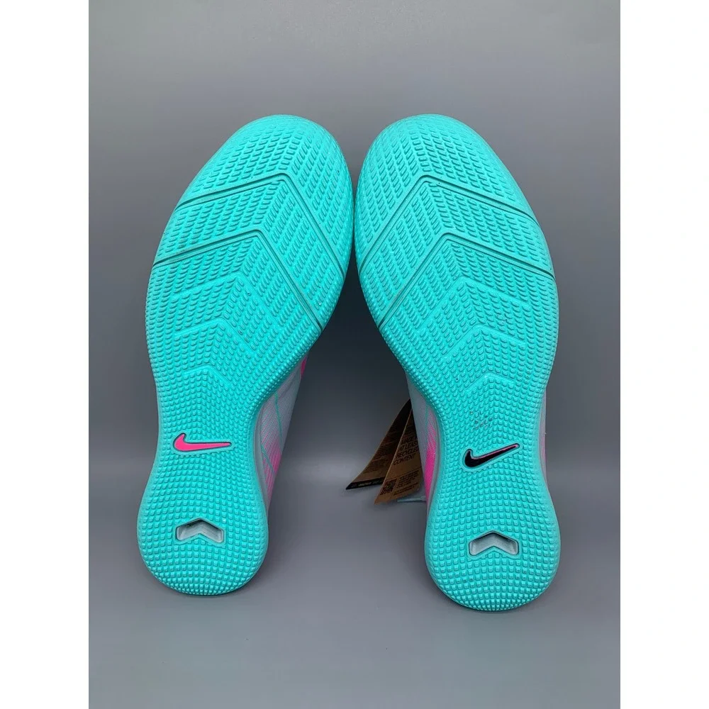 Nike photos frost