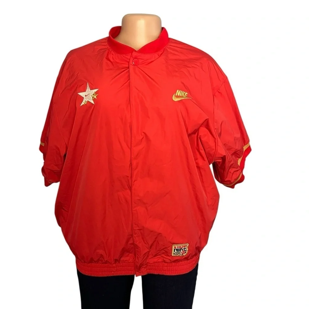 Nike NBA Hoops  Basketball Red Shirt Jacket Short Sleeve