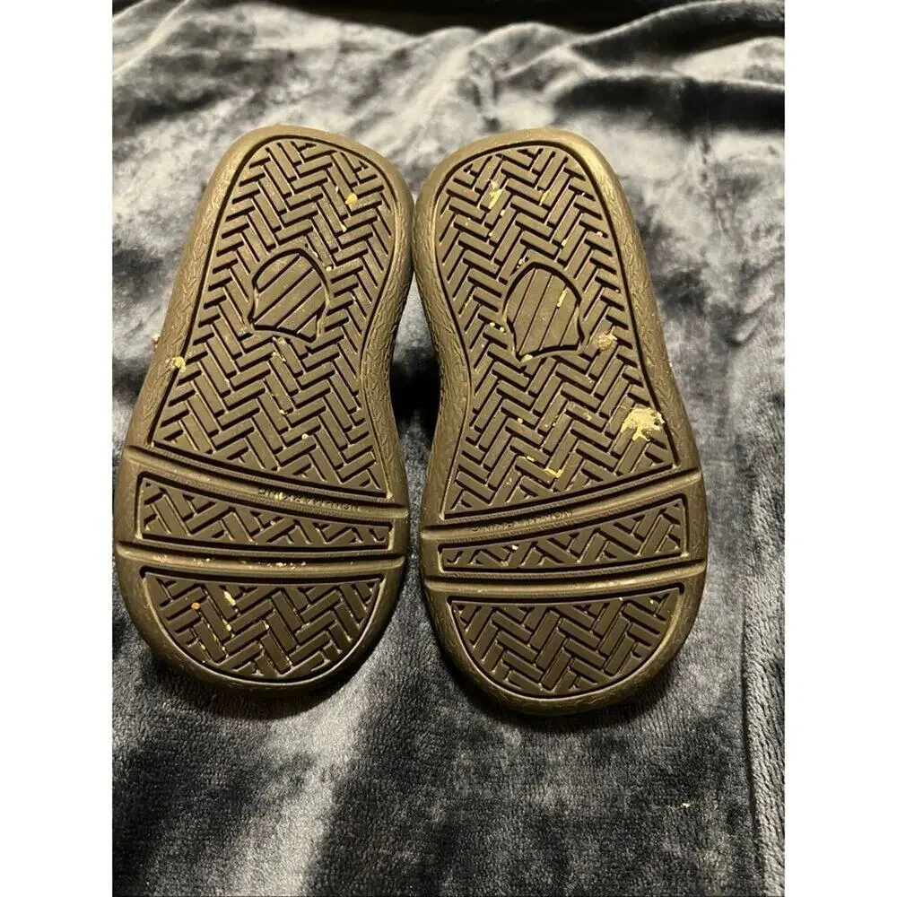 K-Swiss size black wear