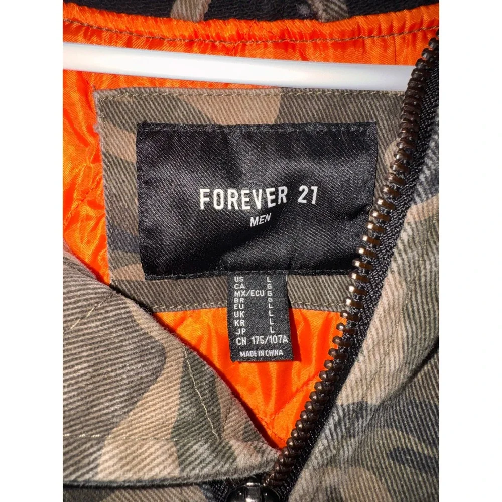 Forever 21 rock bold