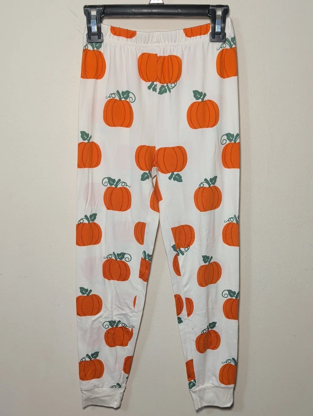 Tahari girl pumpkin