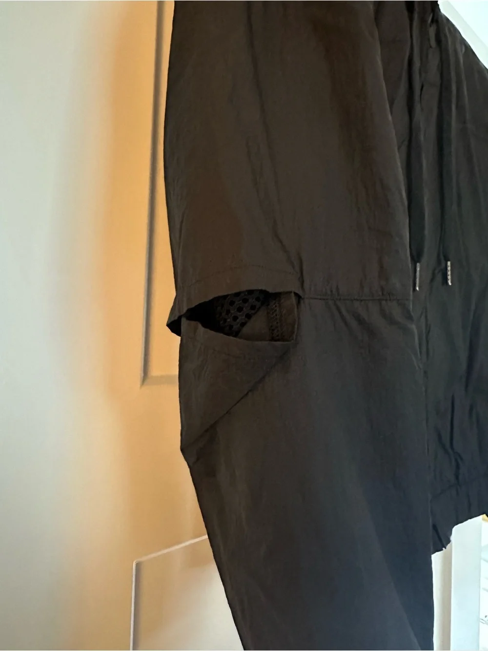lululemon athletica fit wear windbreaker
