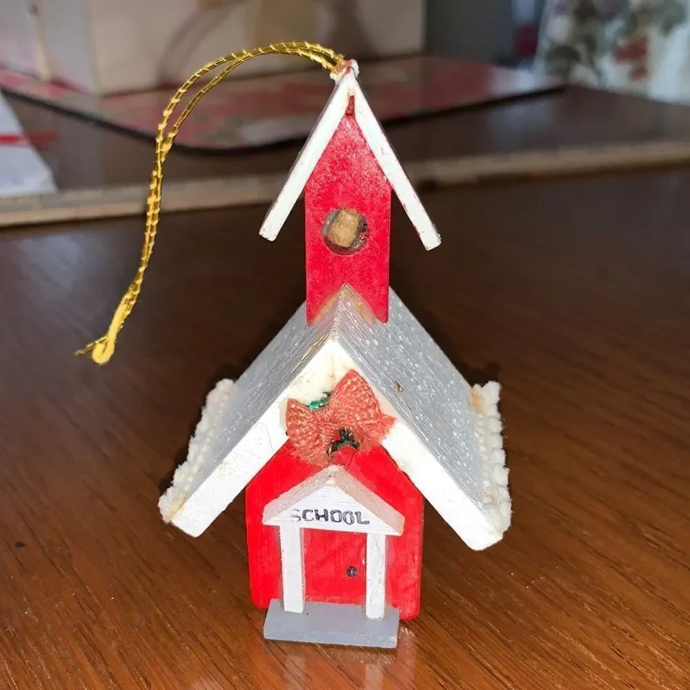 Vtg Kurt Adler wooden schoolhouse ornament‎
