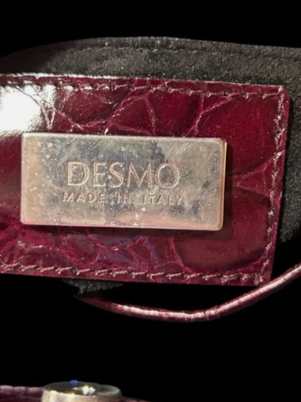 VINTAGE DESMO ITALIAN CROC PURSE BURGUNDY SMALL SCUFFS ON CORNERS