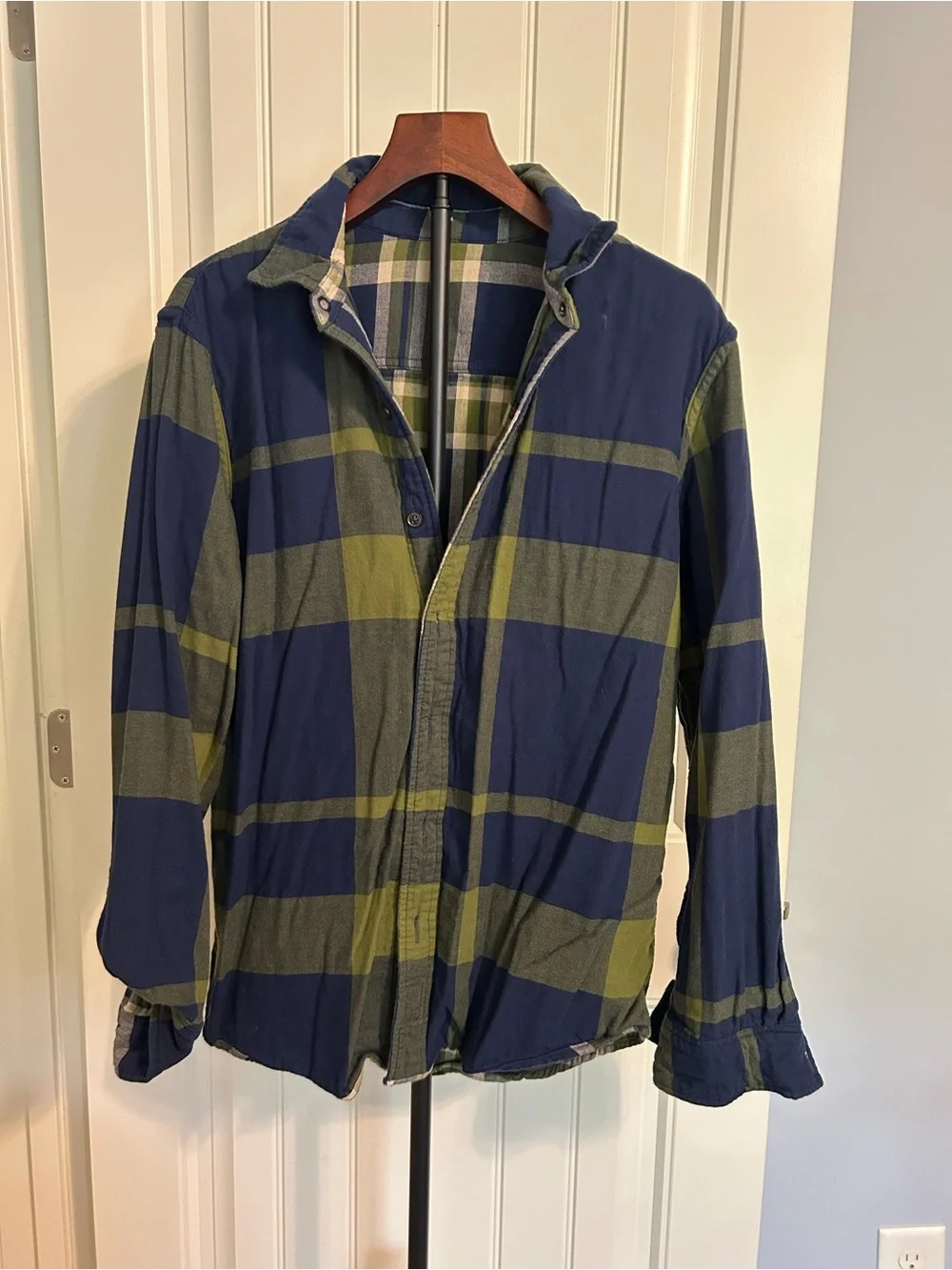 Telluride Clothing Company front possibly buttons