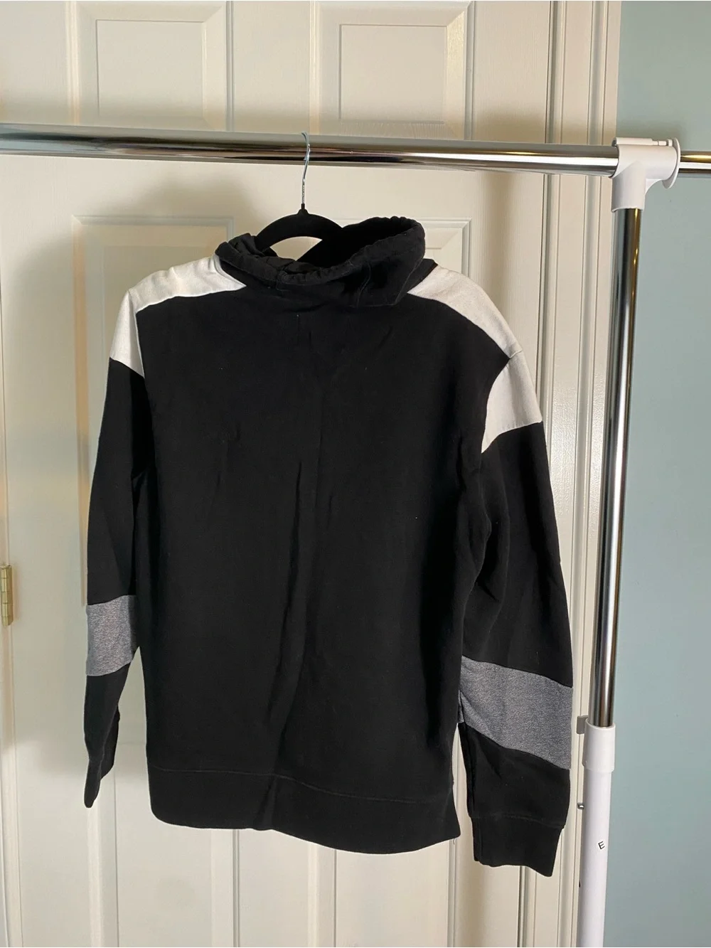 Guess Black Crewneck Sweater with White Shoulder Panels and Gray Sleeve Accents