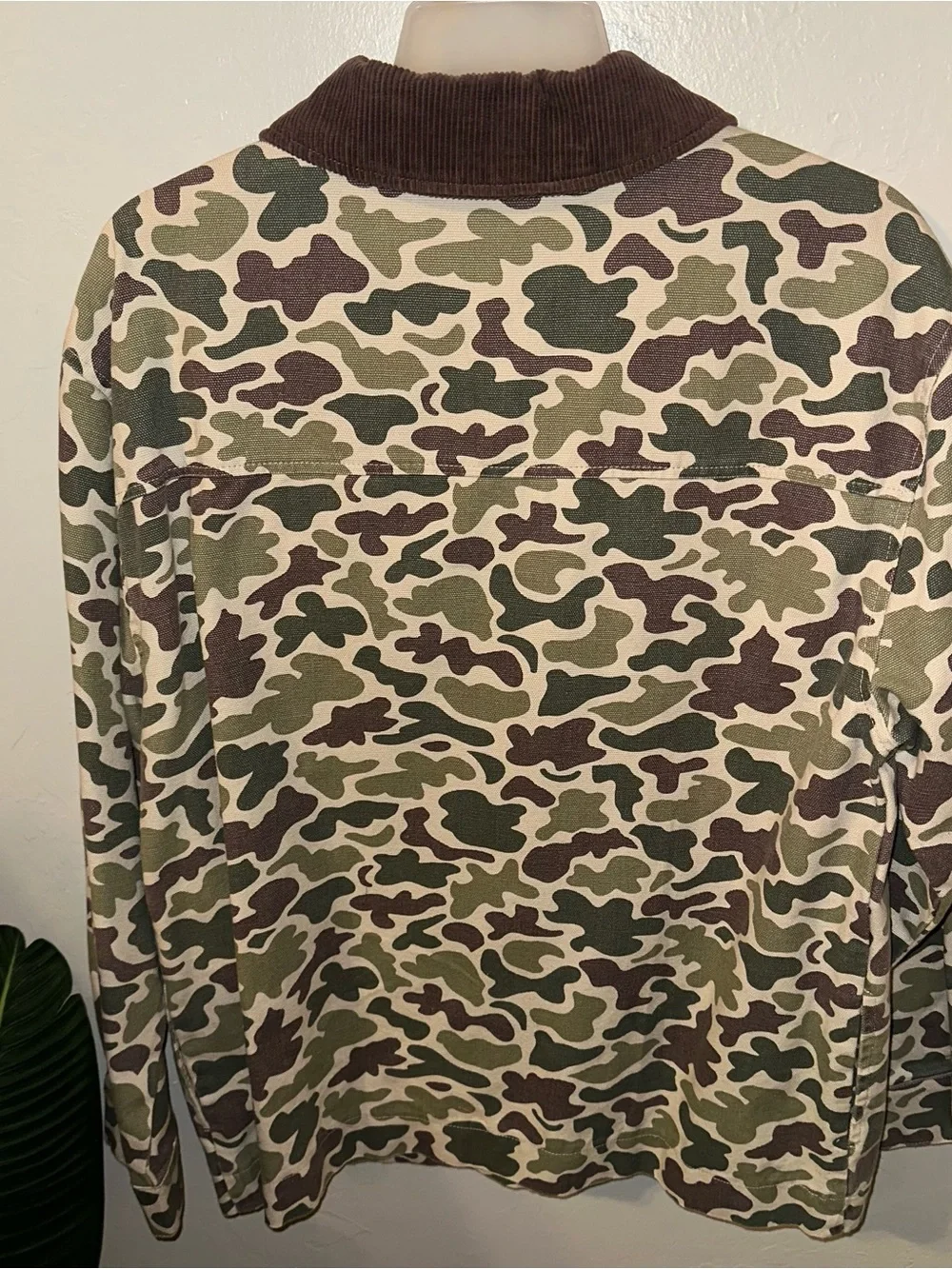 No Boundaries pockets durable zip