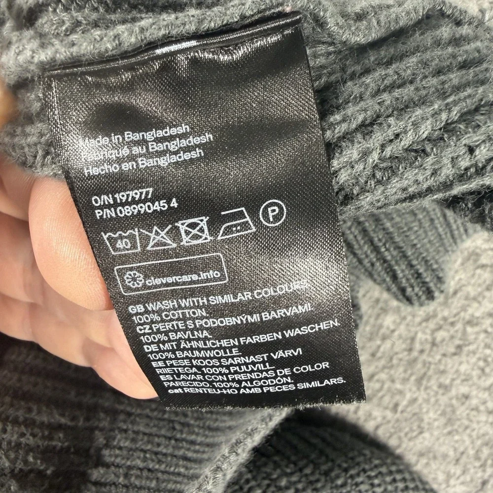 H&M business long