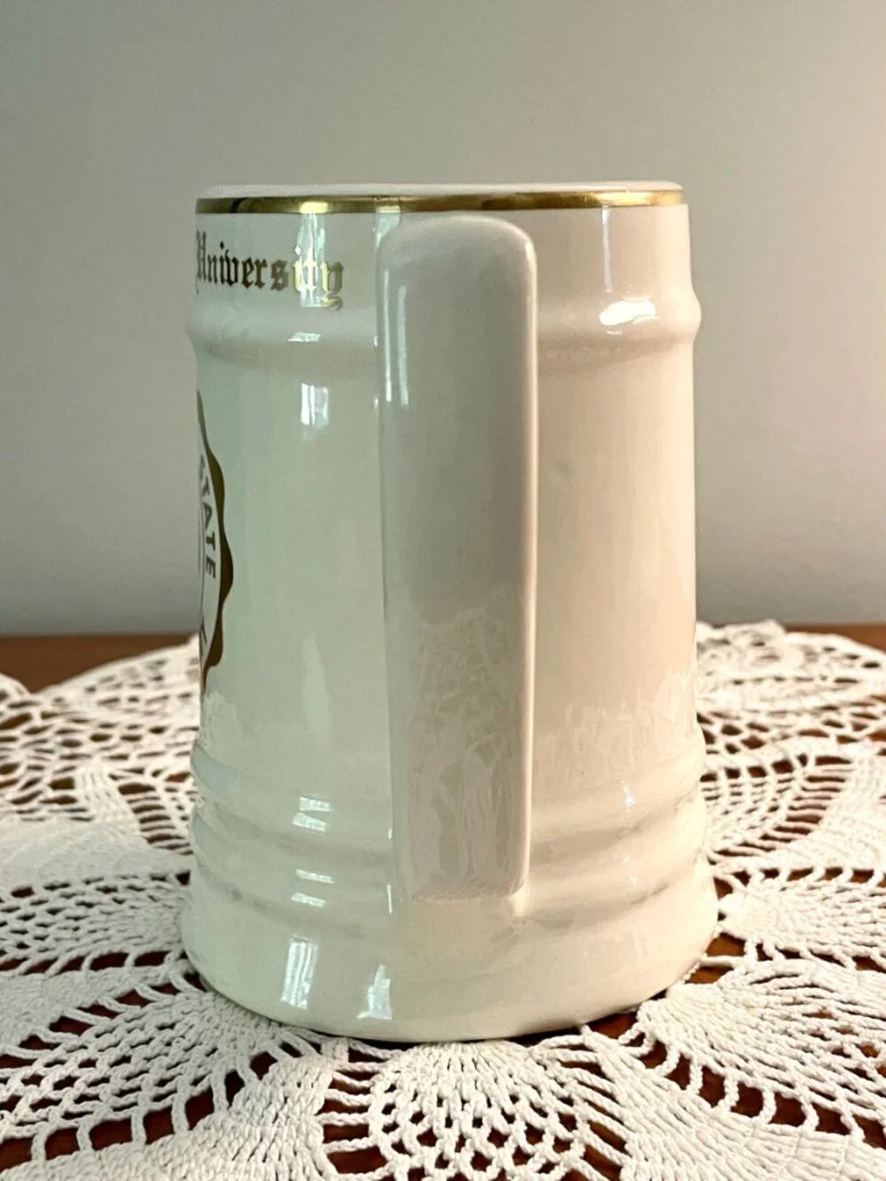 WC Bunting Pottery Co. nice vintage