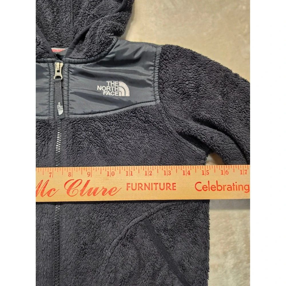 The North Face sherpa flaw