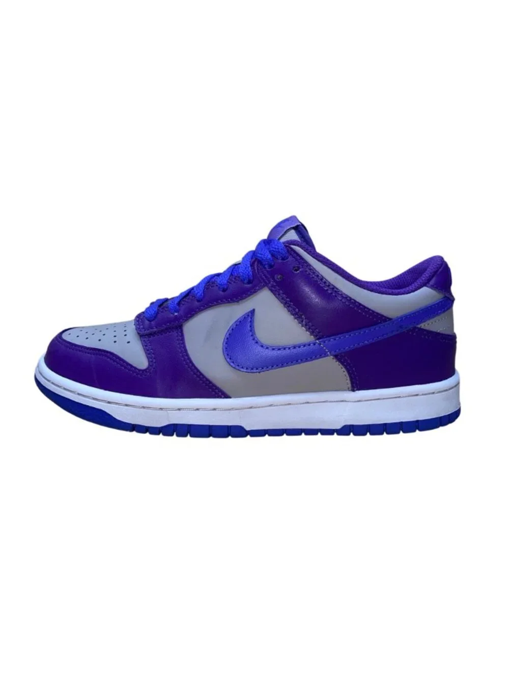 Nike Youth Wild Grape & Persian Violet Dunk Low Retro Athletic Sneakers Size 6Y