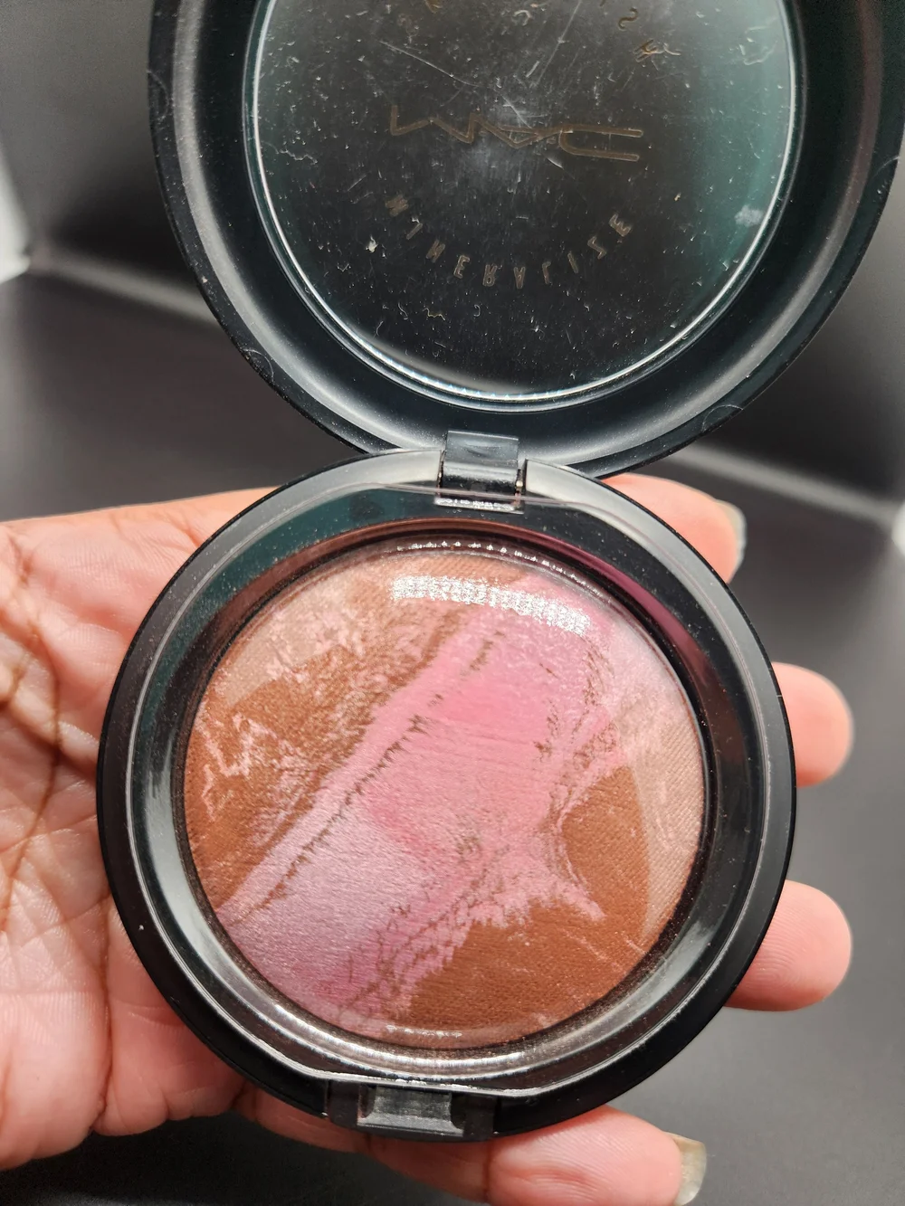 MAC Cosmetics wear highlighting
