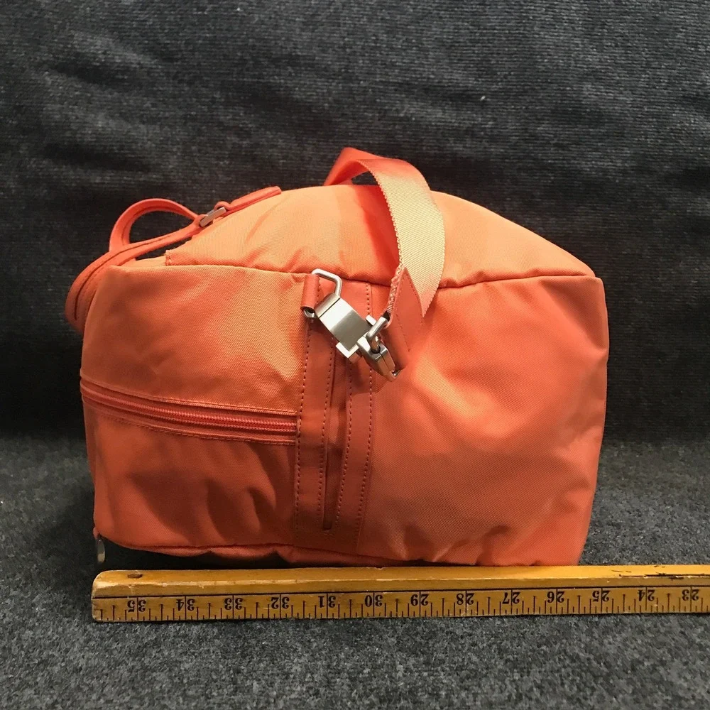 Tumi 4892mln voyageur