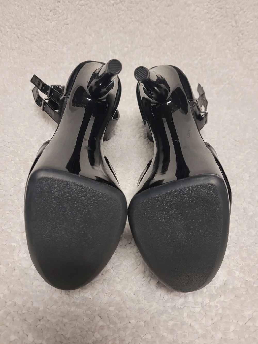 Ellie elegant black