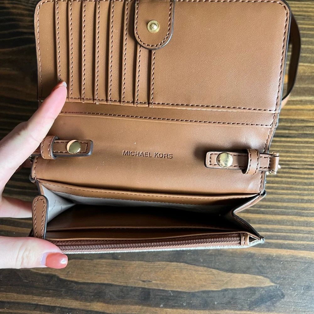 Michael Kors Crossbody Bag in White and Brown with Gold Hardware