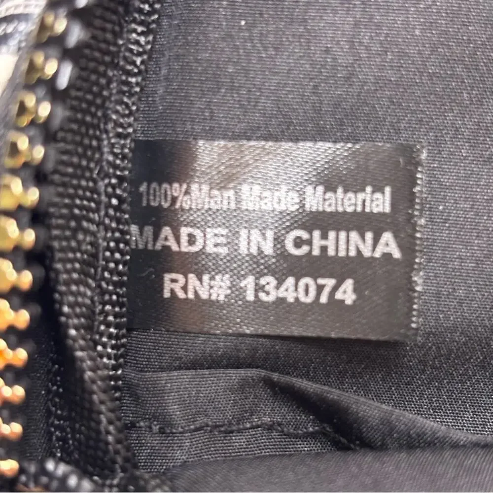 N/A sling bag
