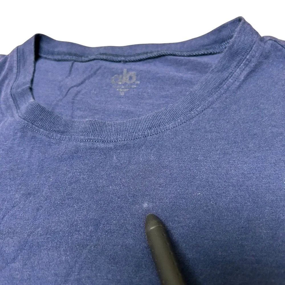 ALO Yoga Short Sleeve Navy Blue Lightweight‎ Workout Shirt sz XL