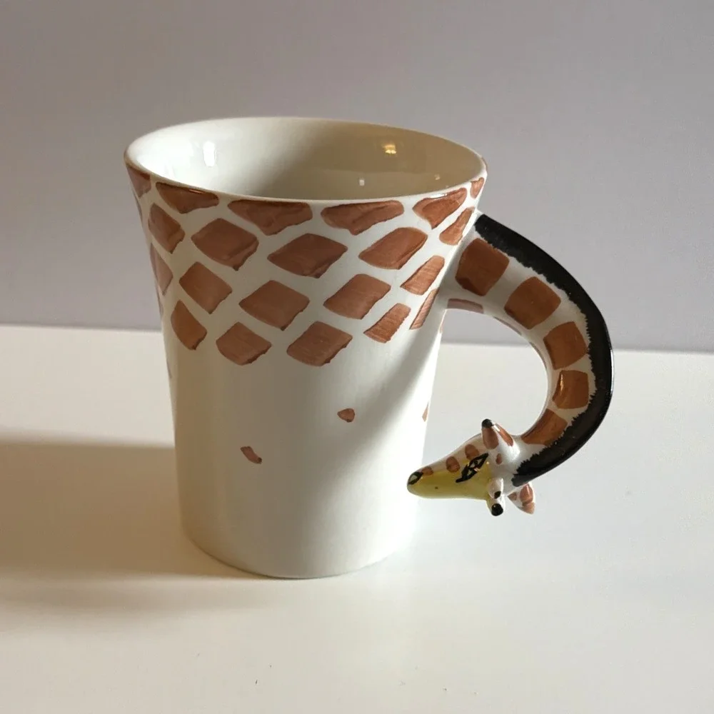 Pier One Giraffe Mug Hand Painted Stoneware‎ Cup 3D Design Unique Animal Lover