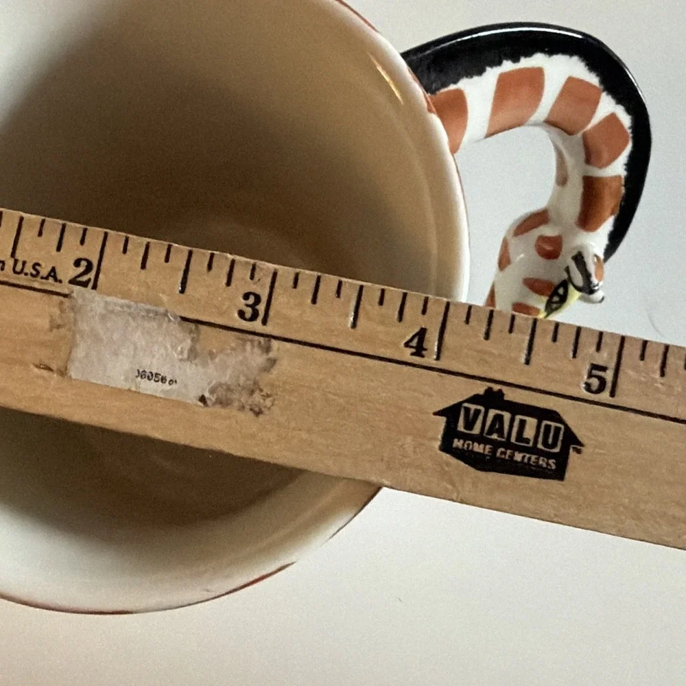 Pier One Giraffe Mug Hand Painted Stoneware‎ Cup 3D Design Unique Animal Lover