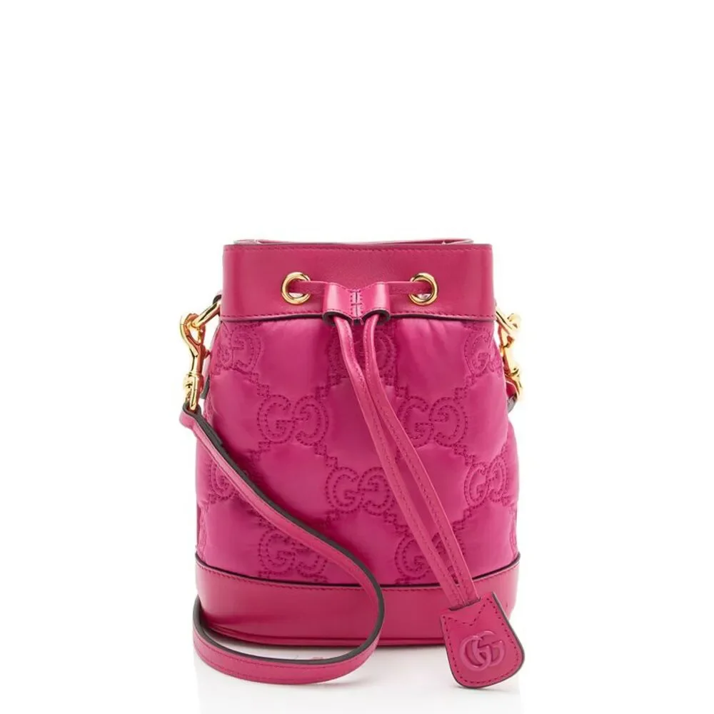 Gucci Jumbo GG Matelasse Leather Bucket Bag