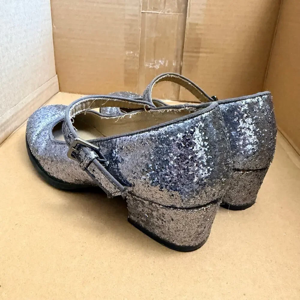 Old Navy high heel