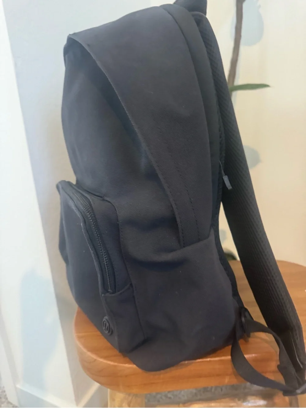 lululemon athletica simple black