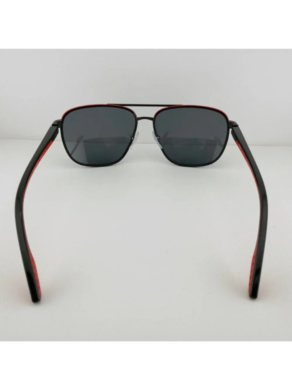 Prada read these