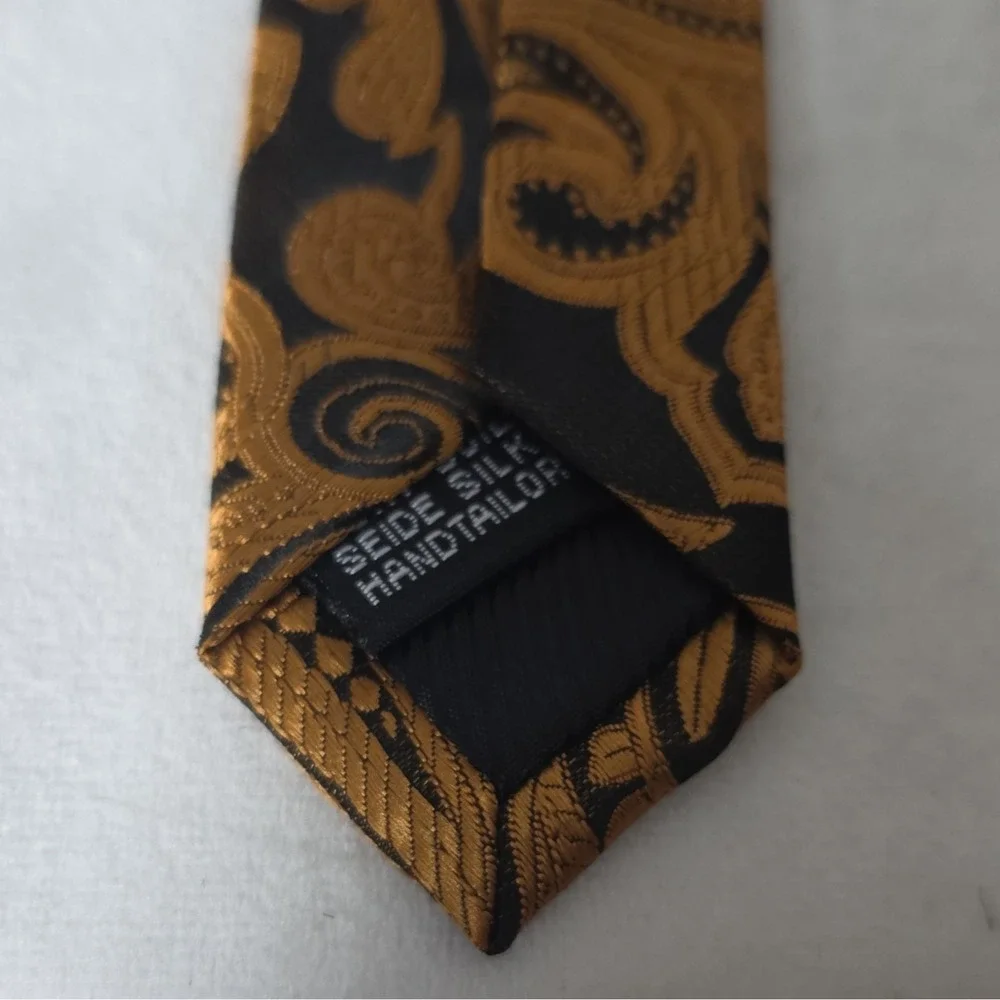 Barry.Wang sophisticated barry intricate