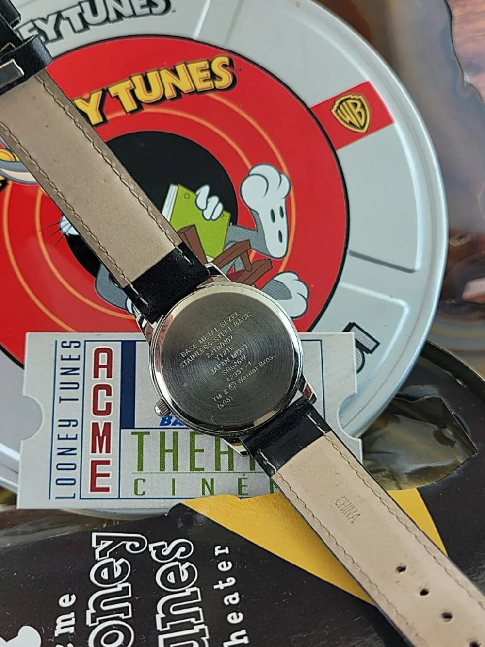 Warner Bros. tunes watch great
