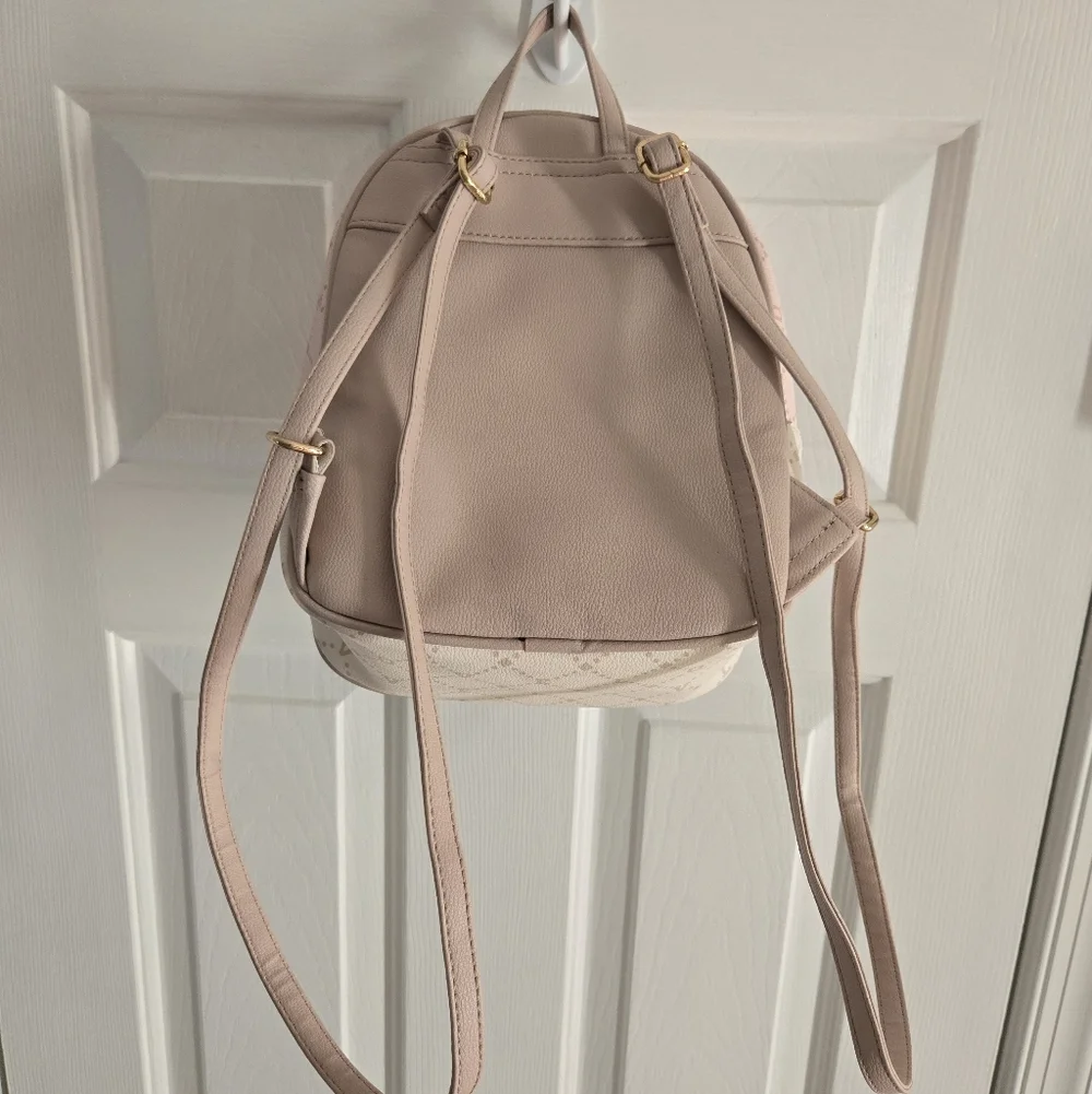 Claires go chic sustainable