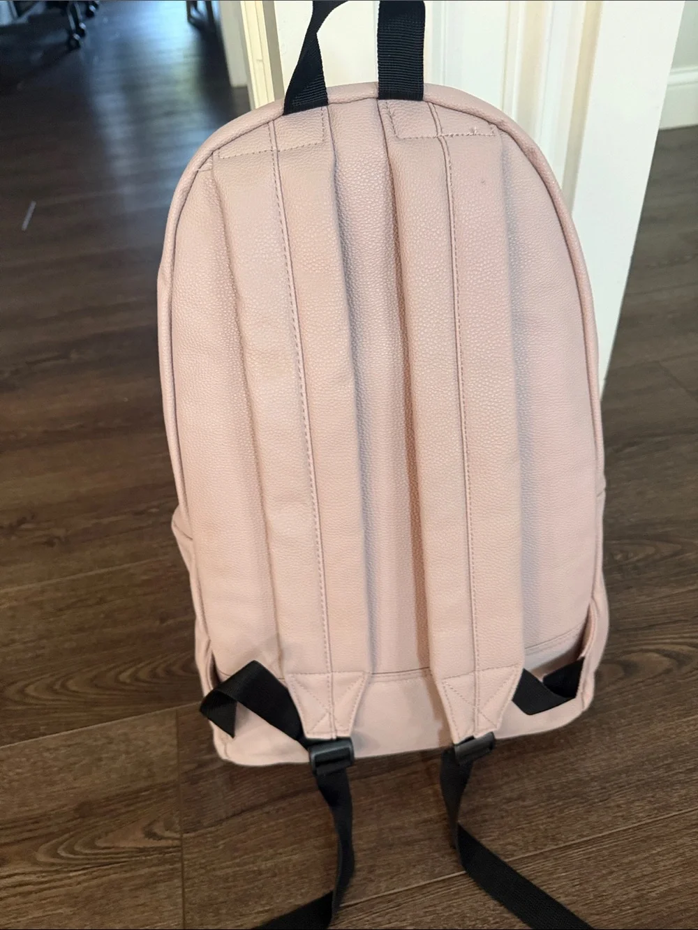 Urban Outfitters NWOT Vegan Pebbled Leather Backpack in Blush/Pale Pink