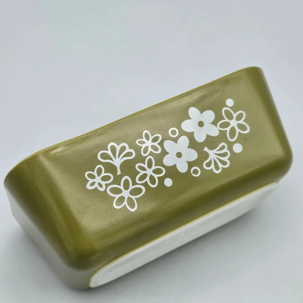 Pyrex vintage refrigerator