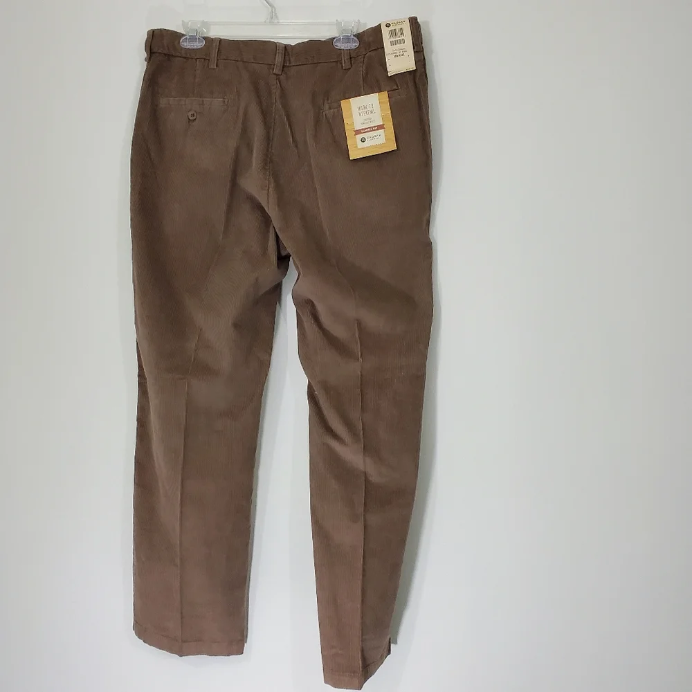 Haggar Work to Weekend Classic Fit Brown Corduroy Pants, Size 38 X 30. N…
