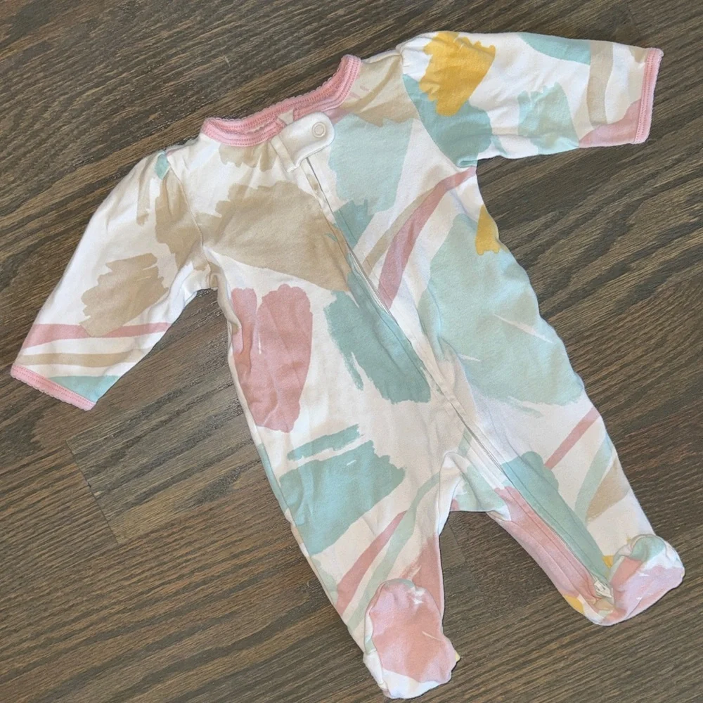 Carter’s Pastel Abstract 2-Way Zip Footie Sleeper Pajamas Baby Girls 3M