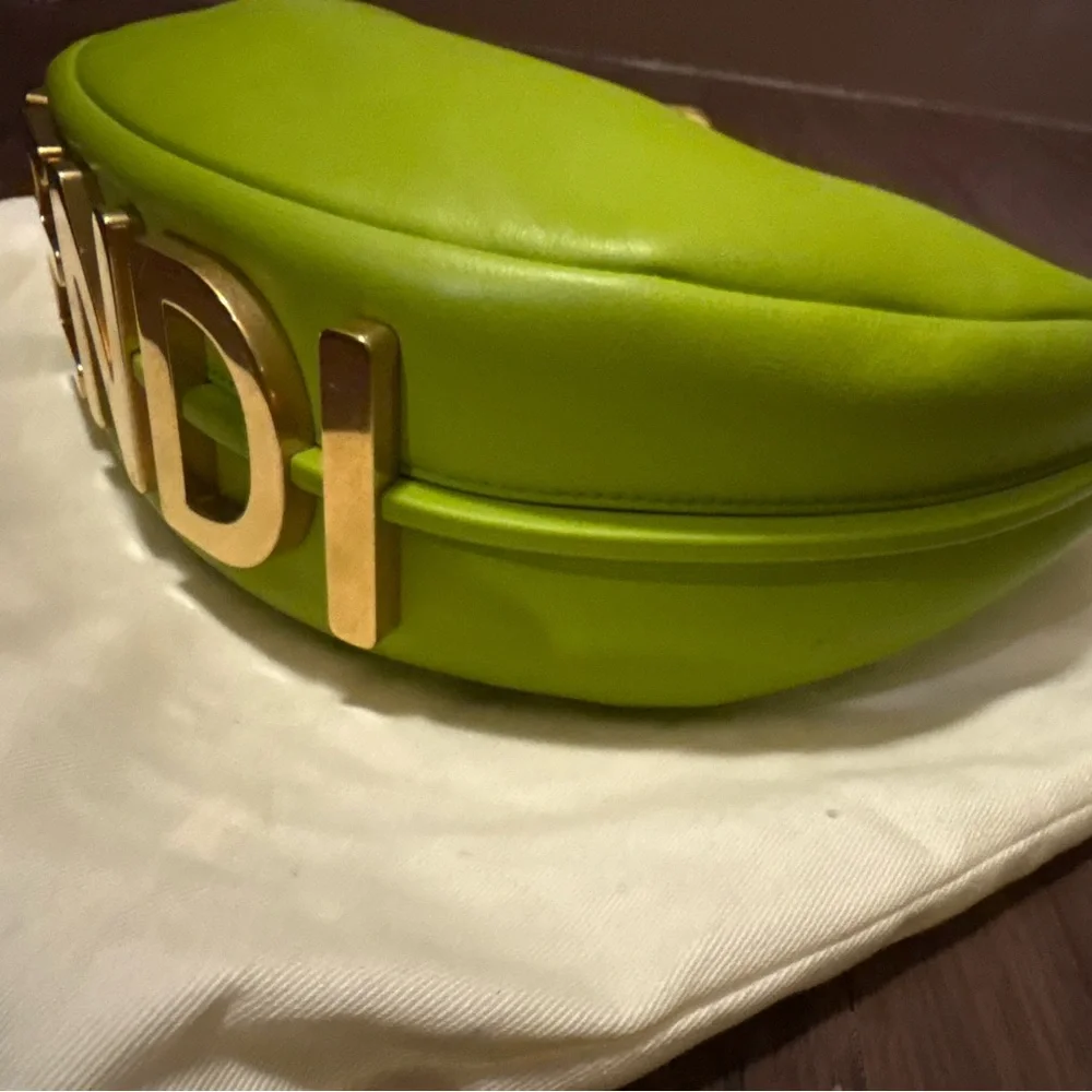 Fendi color wasabi