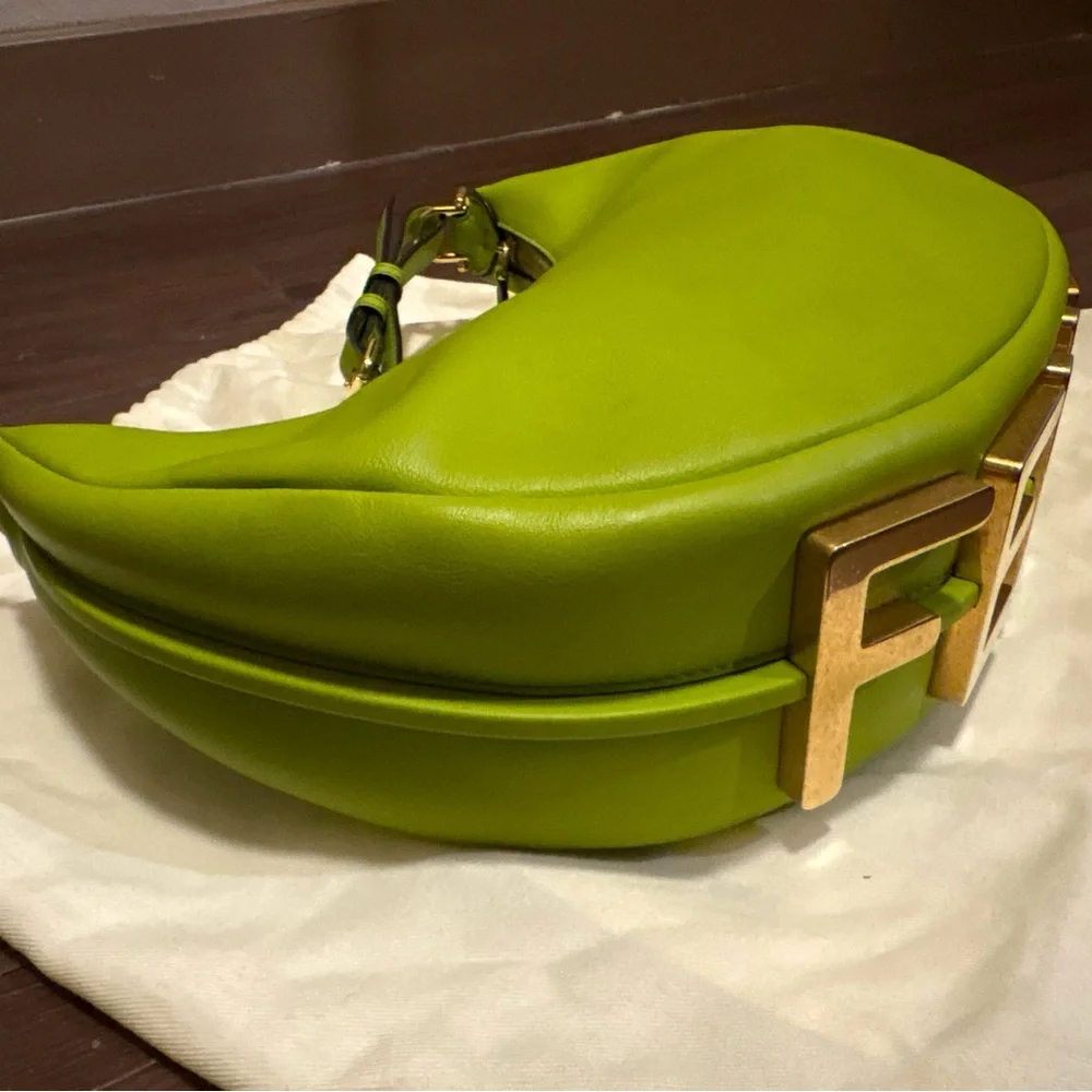 Fendi color wasabi