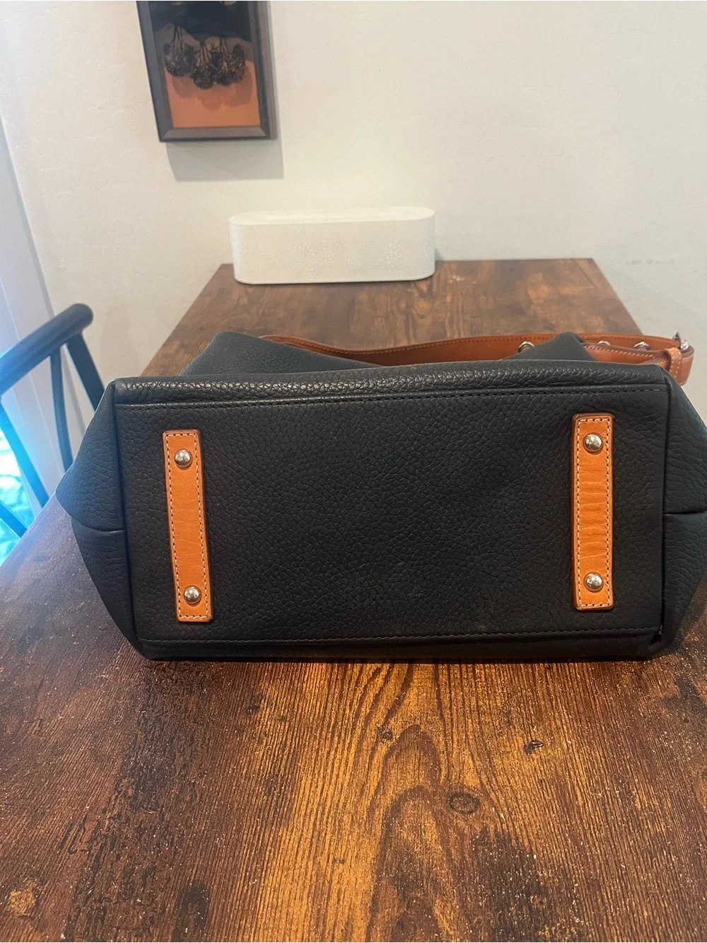 Dooney & Bourke authentic dooney