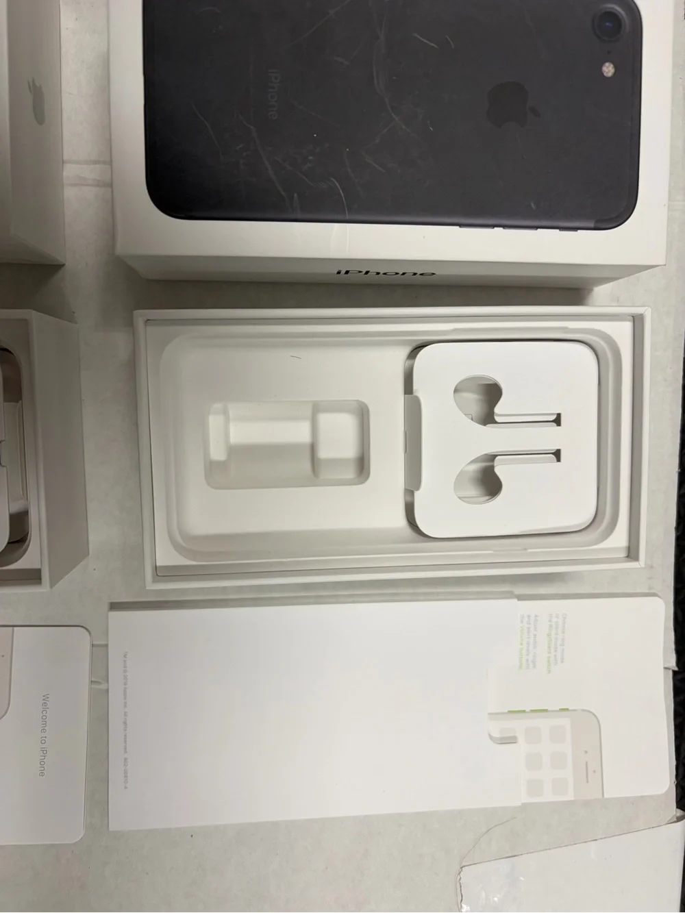 Apple iphone boxes