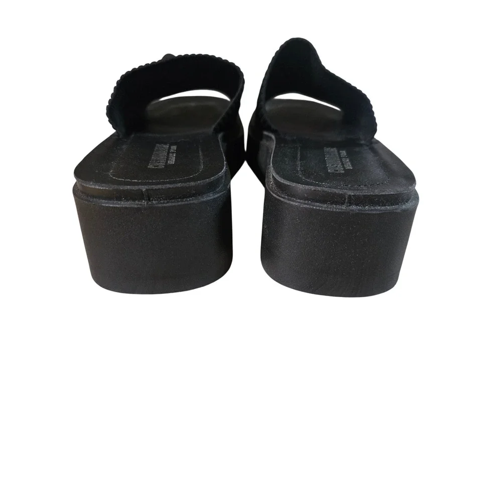 Cushionaire women black
