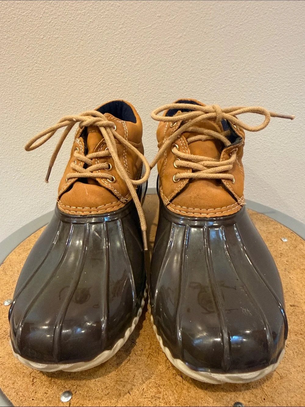 Tommy Hilfiger lace up