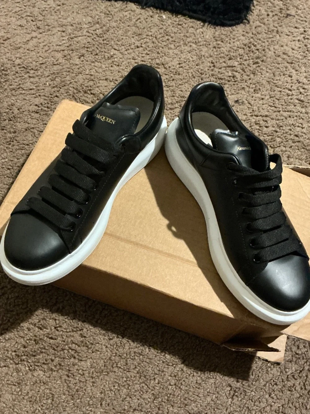 Alexander McQueen alexander mcqueen